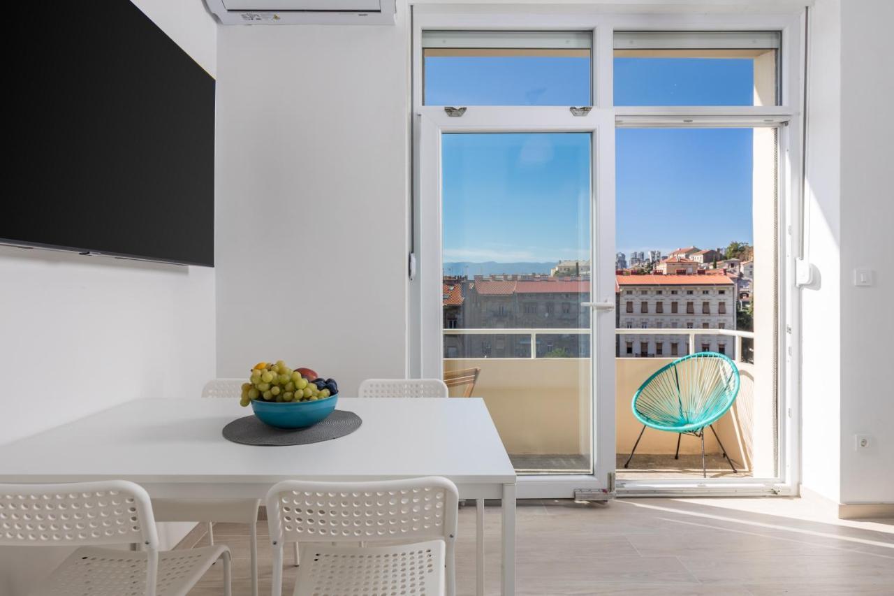 Balcony Apartment Pampas Rijeka Exterior foto