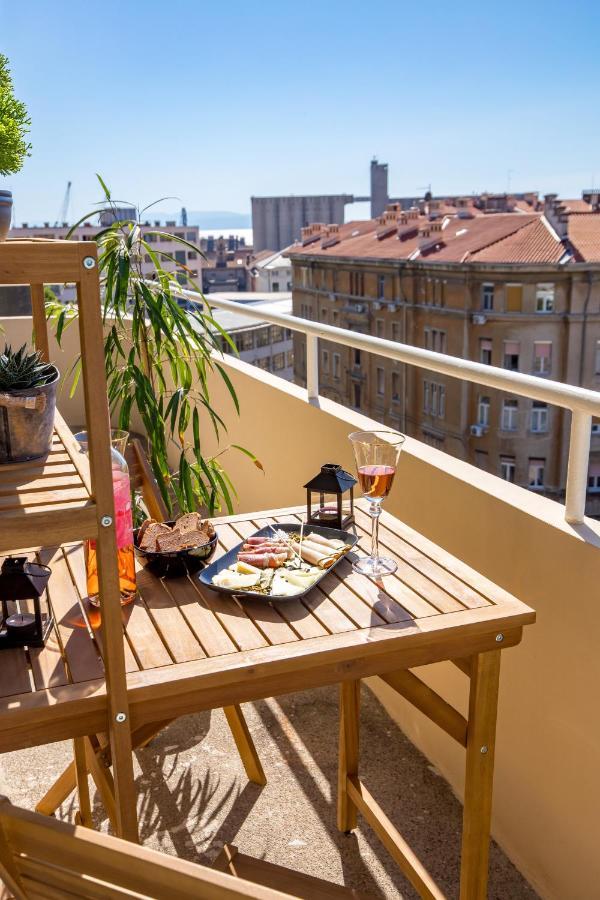 Balcony Apartment Pampas Rijeka Exterior foto